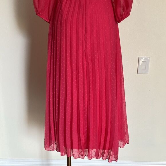 ASOS DESIGN textured pleated shirred midi dress in hot pink size 4 - Picture 10 of 16